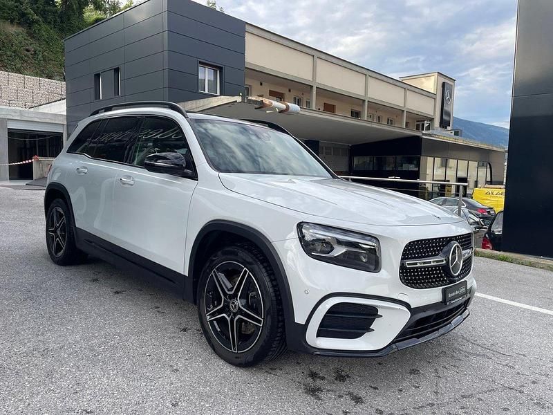 Gebraucht Mercedes GLB250 AMG line 224 PS (164 kW) 2024 SUV
