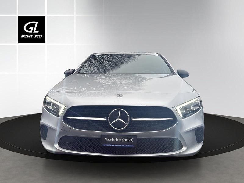 Gebraucht Mercedes A180 Night 136 PS (100 kW) 2022 Grau Limousine