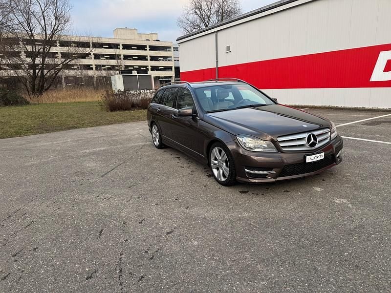 Gebraucht Mercedes C250 Avantgarde 204 PS (150 kW) 2013