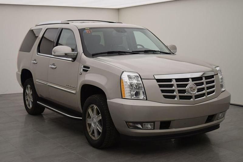 Gebraucht Cadillac Escalade 409 PS (300 kW) 2010 Grau SUV
