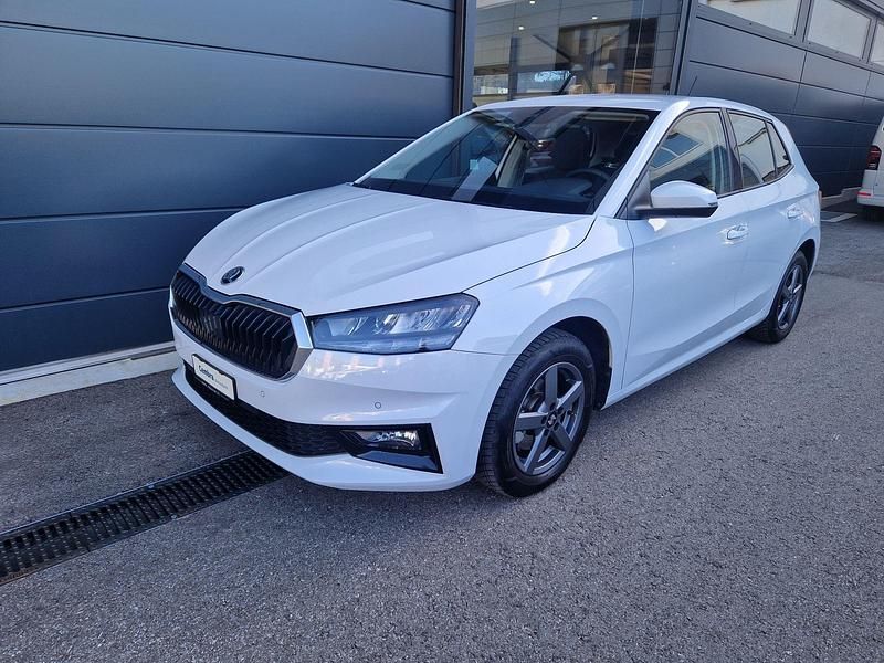 Gebraucht Skoda Fabia Selection 116 PS (85 kW) 2024 Weiss Limousine