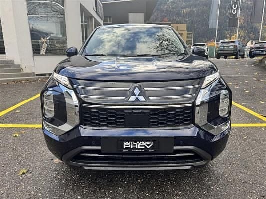Neu Mitsubishi Outlander P-HEV Invite 306 PS (225 kW) 2025 Blau SUV