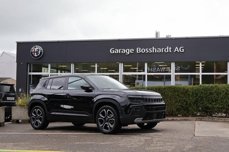 Schwarz Gebraucht 2023 Jeep Avenger EV Summit SUV | CHF 28’700 (Teuer) - Bild 1/4