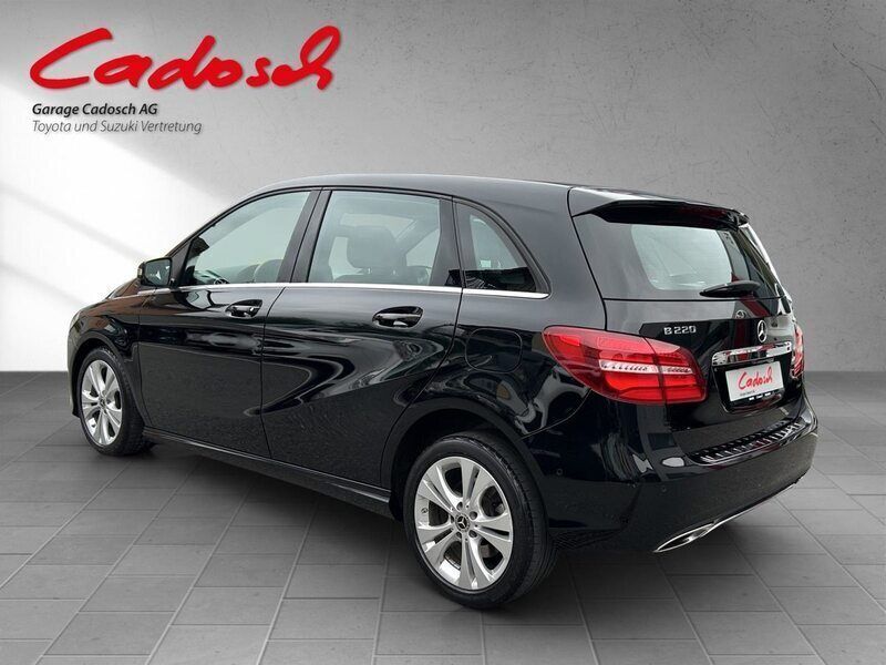 Gebraucht Mercedes B220 Style 184 PS (135 kW) 2018 Schwarz Van / Kleinbus