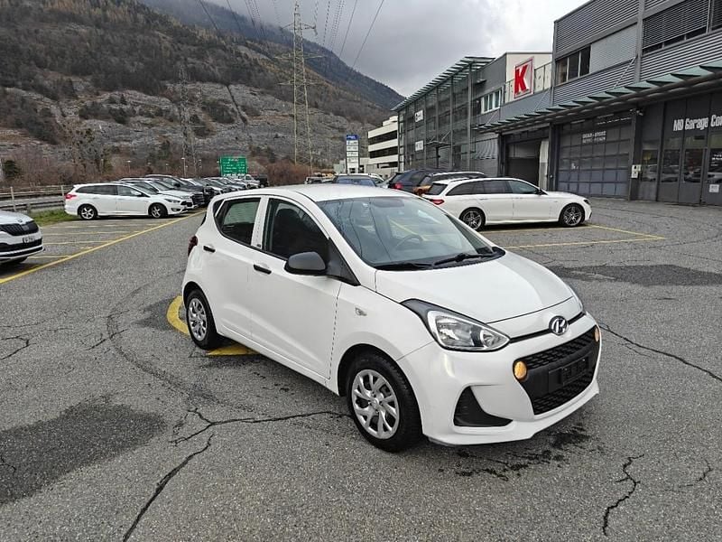 Gebraucht Hyundai i10 66 PS (48 kW) 2017 Kleinwagen