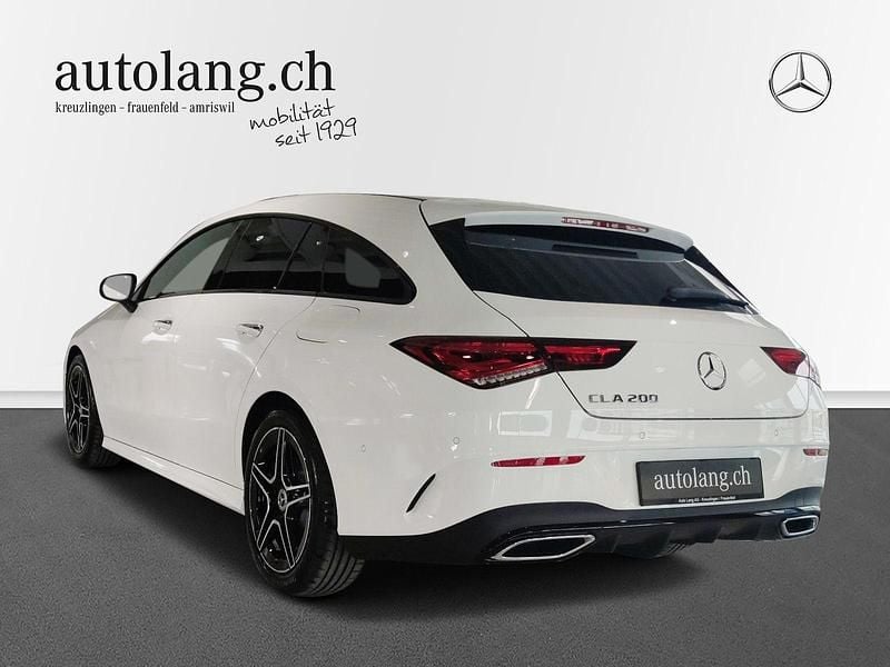 Gebraucht Mercedes CLA200 Shooting Brake AMG line 163 PS (119 kW) 2022 Weiss Kombi