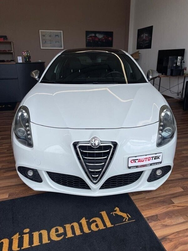Gebraucht 2011 Alfa Romeo Giulietta Quadrifoglio Verde Kleinwagen | CHF 7’900 (Fairer Preis) - Bild 1/4