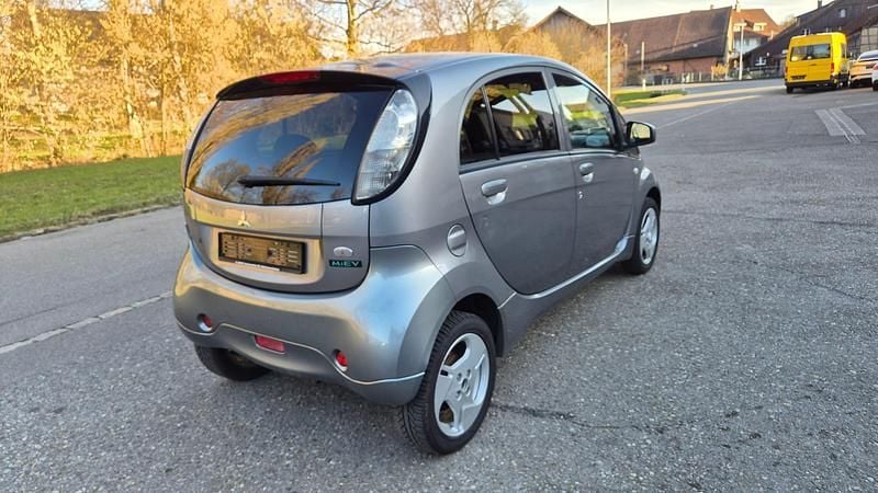 Gebraucht Mitsubishi i-MiEV 49 kW (67 PS) 2011 Kleinwagen