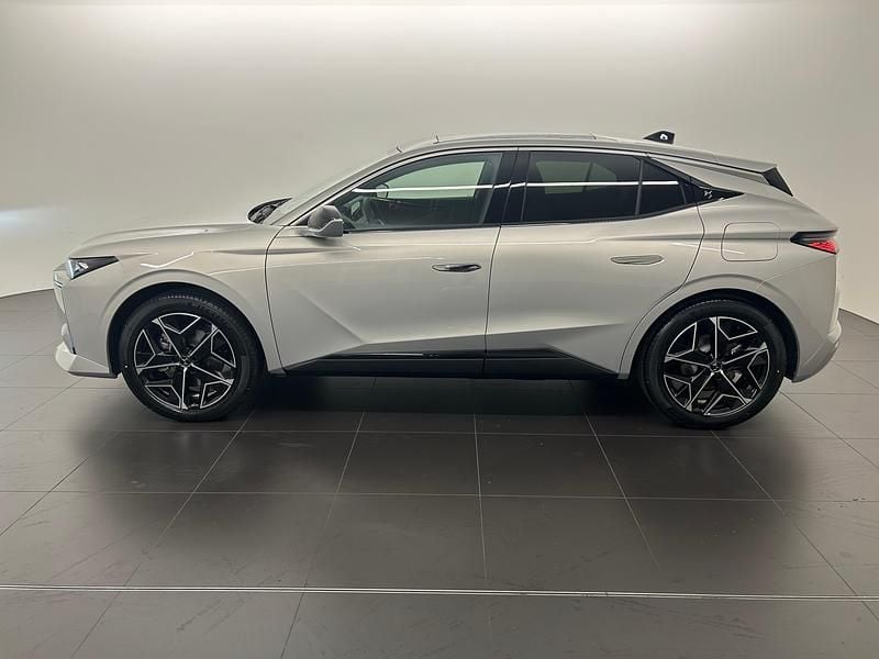 Neu DS Automobiles DS4 224 PS (164 kW) 2026 Grau Kombi