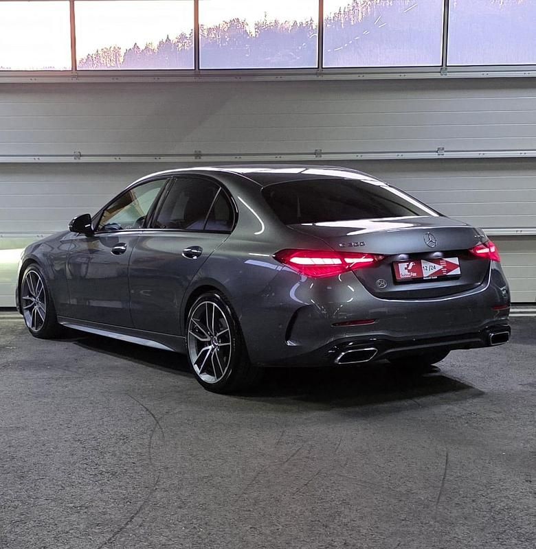 Gebraucht Mercedes C300e AMG line 258 PS (189 kW) 2022