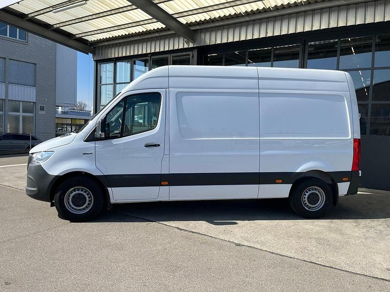 Gebraucht Mercedes E-Sprinter 84 kW (115 PS) 2022 Van