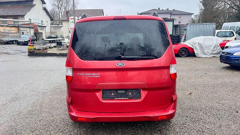 Gebraucht Ford Tourneo Courier Ambiente 75 PS (55 kW) 2015 Van / Kleinbus