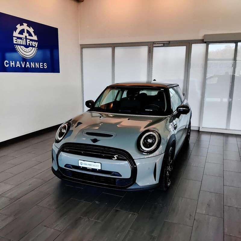 Grau Gebraucht 2022 Mini Cooper SE Kleinwagen | CHF 18’900 (Fairer Preis) - Bild 1/4