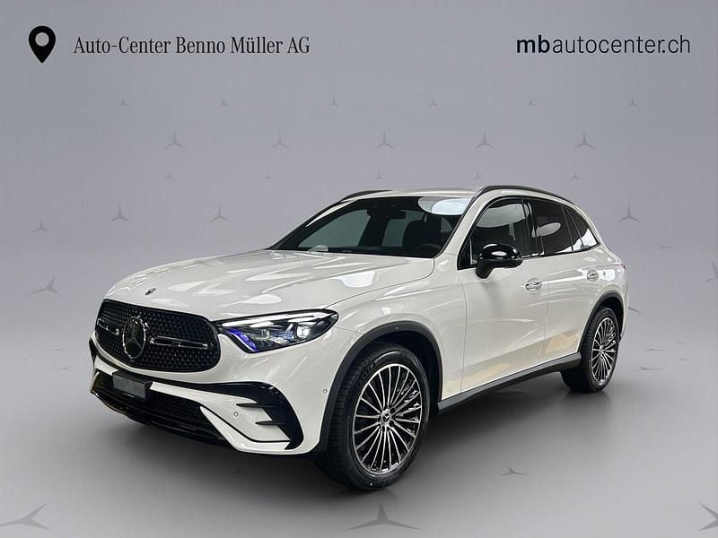Neu Mercedes GLC220 AMG line 220 PS (161 kW) 2025 Weiss SUV