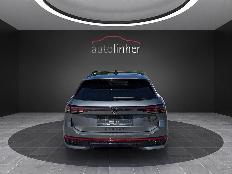 Gebraucht VW Passat R-line 193 PS (141 kW) 2025 Kombi
