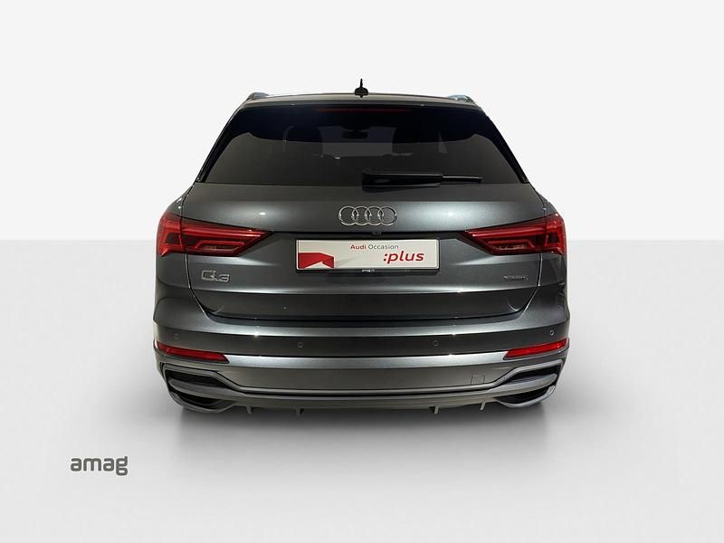 Gebraucht Audi Q3 S-Line 190 PS (139 kW) 2024 Daytonagrau perleffekt SUV