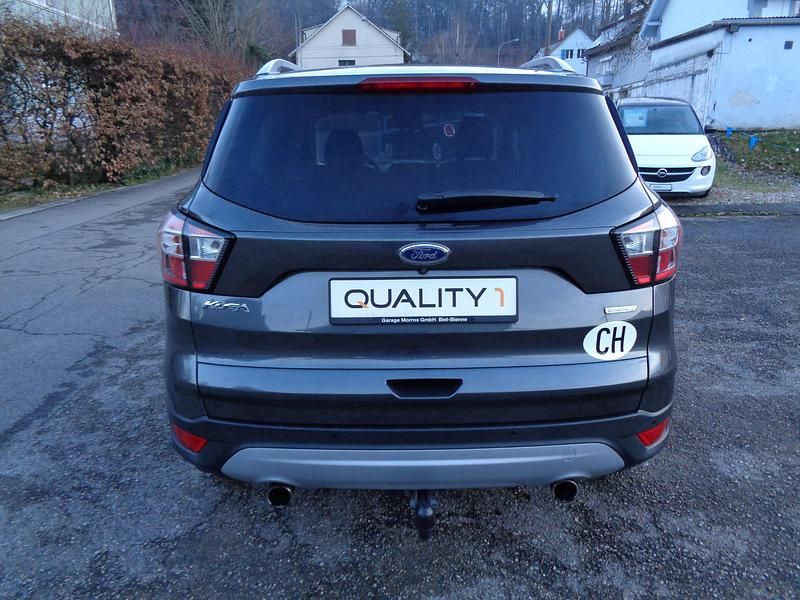 Gebraucht Ford Kuga Titanium 150 PS (110 kW) 2018 SUV