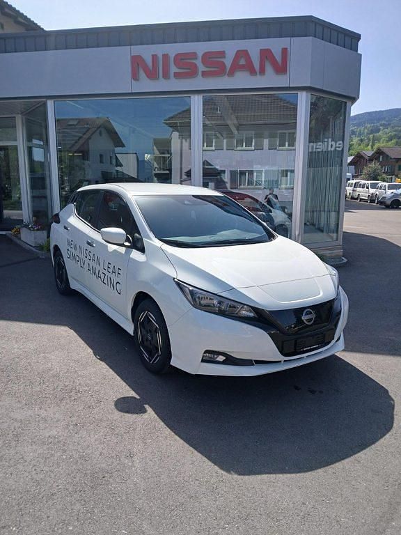 Gebraucht 2024 Nissan Leaf Acenta Kleinwagen | CHF 24’500 (Fairer Preis) - Bild 1/4