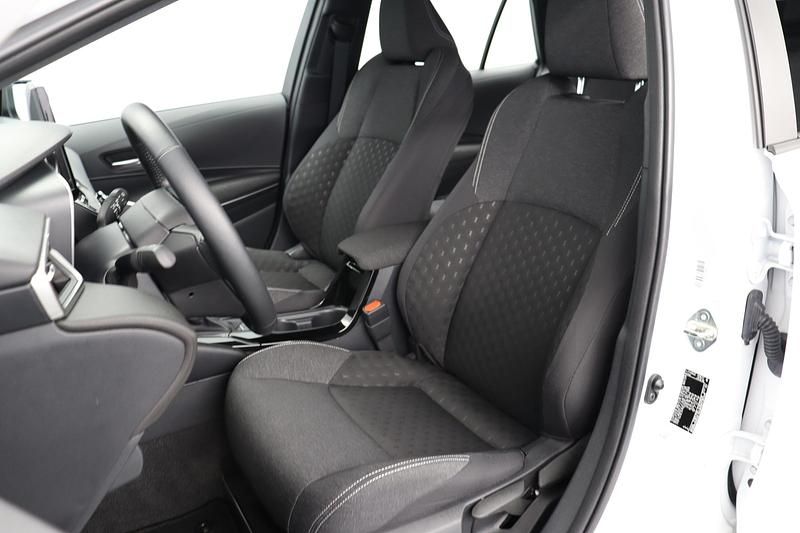 Gebraucht Toyota Corolla Comfort 140 PS (102 kW) 2025 Weiss Kombi