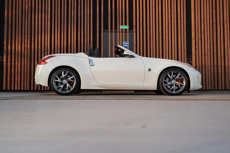 Gebraucht Nissan 370Z Pack 328 PS (241 kW) 2016 Cabrio