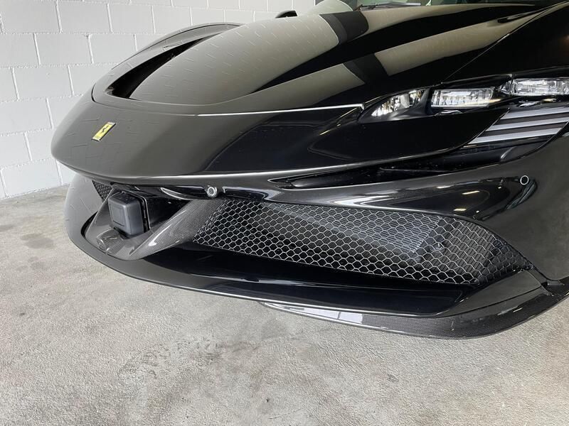 Gebraucht Ferrari SF90 1000 PS (735 kW) 2024
