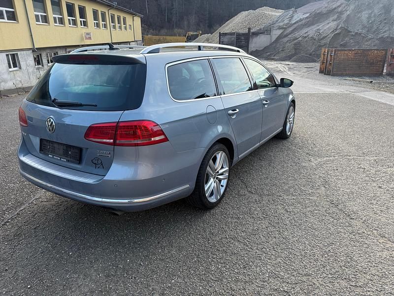 Gebraucht VW Passat Highline 170 PS (125 kW) 2012 Kombi