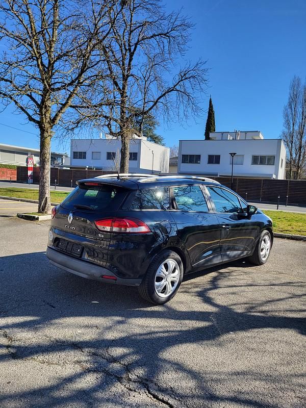 Gebraucht Renault Clio IV Expression 90 PS (66 kW) 2014