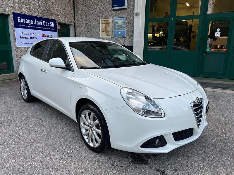 Gebraucht 2011 Alfa Romeo Giulietta Distinctive Kleinwagen | CHF 8’000 (Fairer Preis) - Bild 1/4