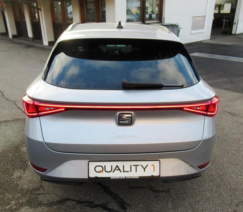 Gebraucht Seat Leon ST Style 150 PS (110 kW) 2022 Silber Kombi