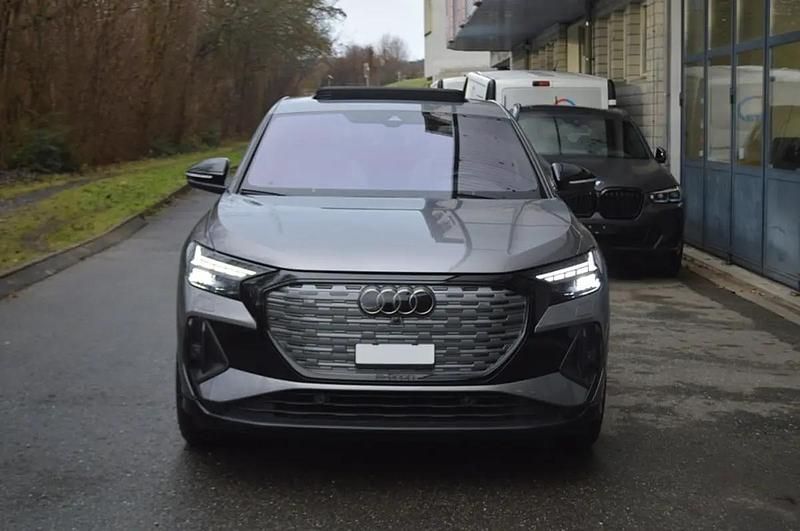 Gebraucht Audi Q4 Sportback e-tron 219 kW (299 PS) 2025 Gray SUV