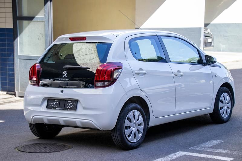 Gebraucht Peugeot 108 Active 72 PS (52 kW) 2021