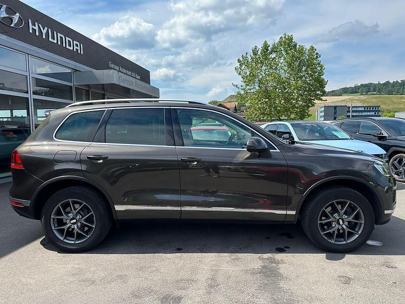 Gebraucht VW Touareg Terrain Tech 262 PS (192 kW) 2015 Braun SUV