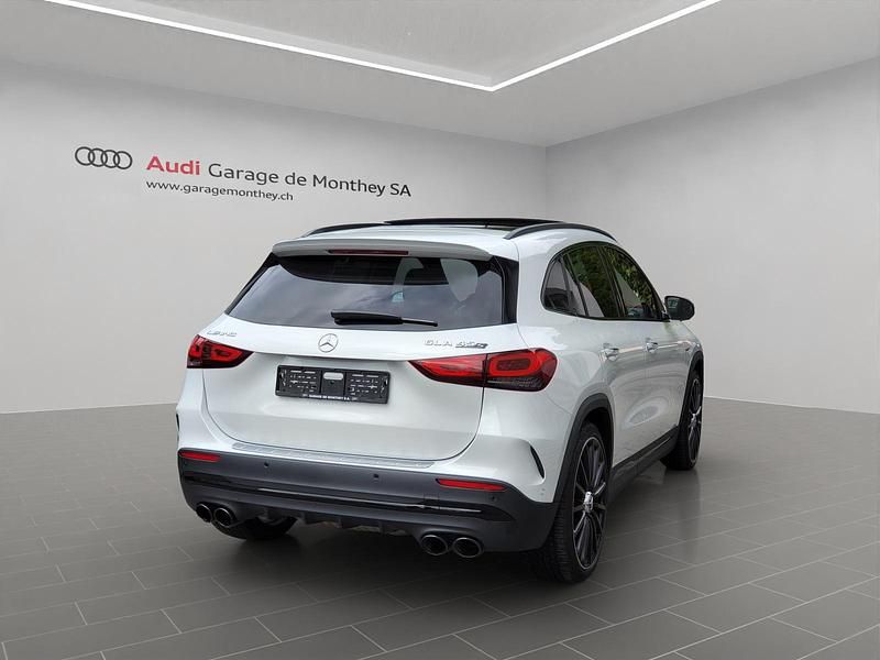 Gebraucht Mercedes GLA45 AMG AMG 421 PS (309 kW) 2020 SUV