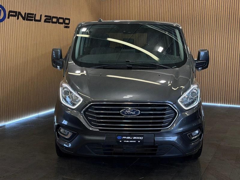 Gebraucht Ford Tourneo Titanium 170 PS (125 kW) 2023 Van / Kleinbus