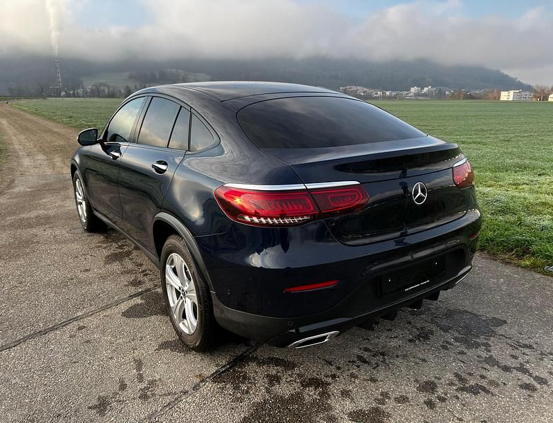 Gebraucht Mercedes GLC220 AMG line 194 PS (142 kW) 2021 Coupé