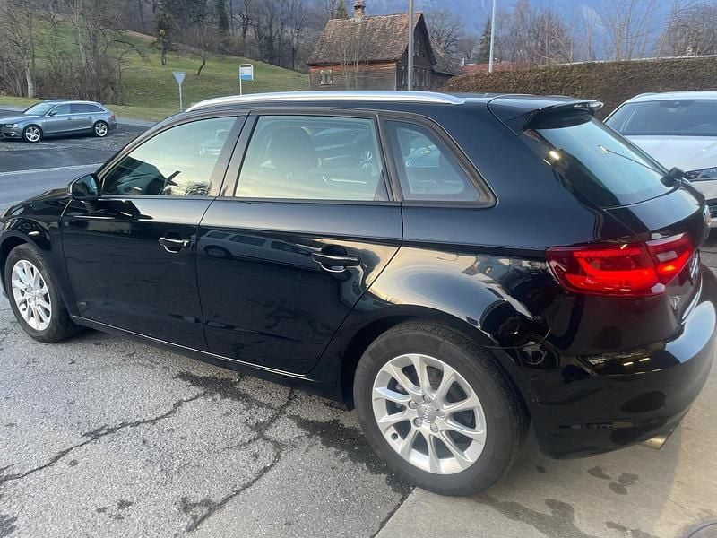 Gebraucht Audi A3 Attraction 122 PS (89 kW) 2014