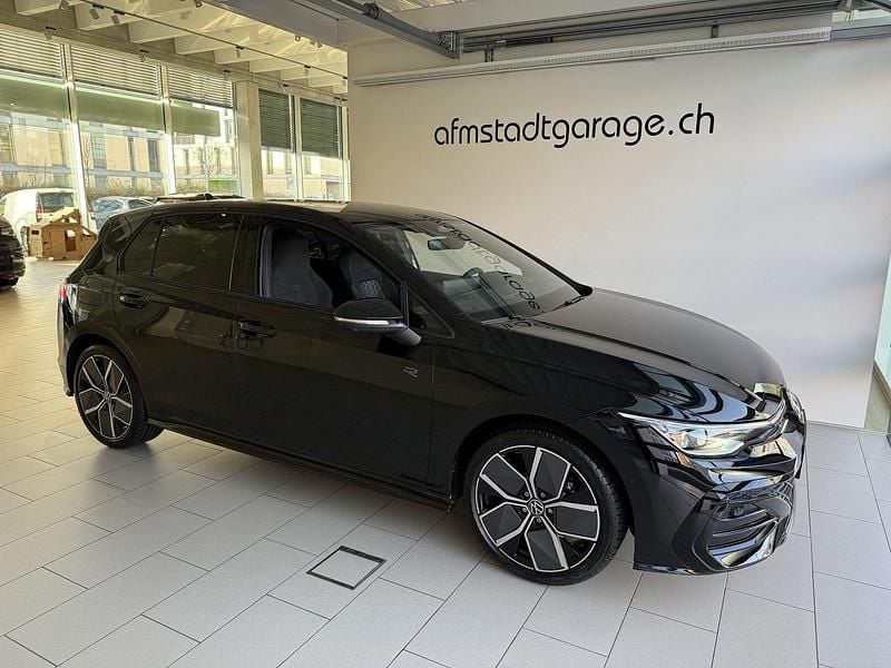 Neu 2025 VW Golf VIII R-line Limousine | CHF 39’000 (Fairer Preis) - Bild 1/4