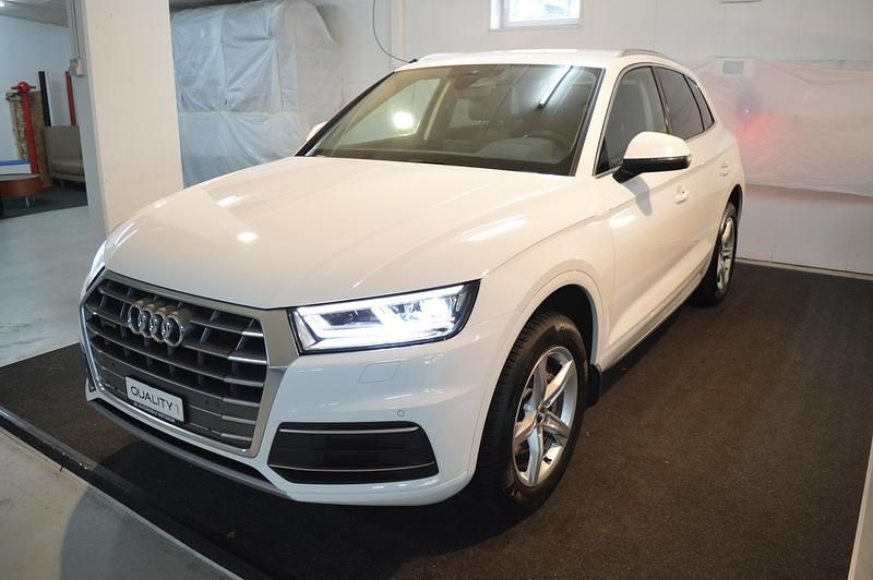 Gebraucht Audi Q5 Sport 163 PS (119 kW) 2020 SUV