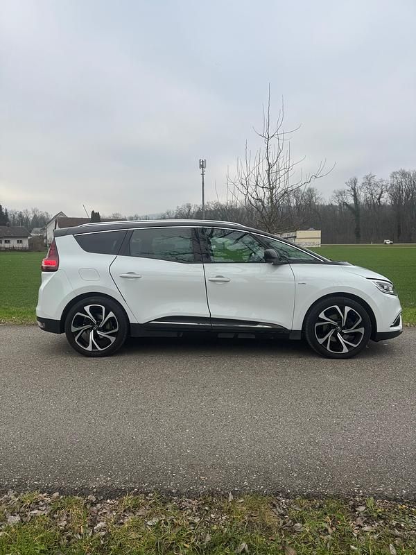 Gebraucht Renault Grand Scénic IV Initiale Paris 160 PS (117 kW) 2017 Van / Kleinbus