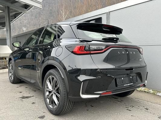 Gebraucht Lexus LBX 136 PS (100 kW) 2024 Schwarz SUV