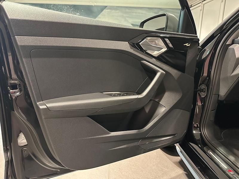 Gebraucht Audi A1 Sportback S-Line 200 PS (147 kW) 2019 Schwarz Kleinwagen