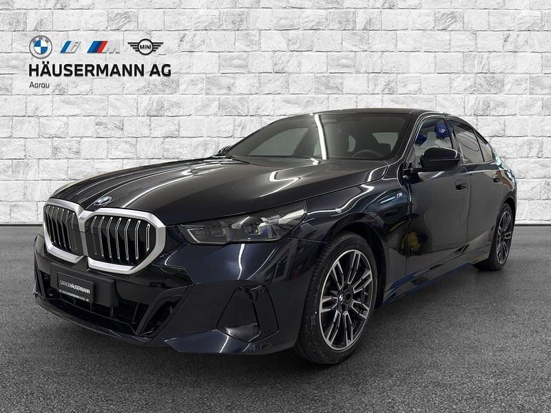 Gebraucht 2024 BMW 520 M Sport Limousine | CHF 52’700 (Superpreis) - Bild 1/4
