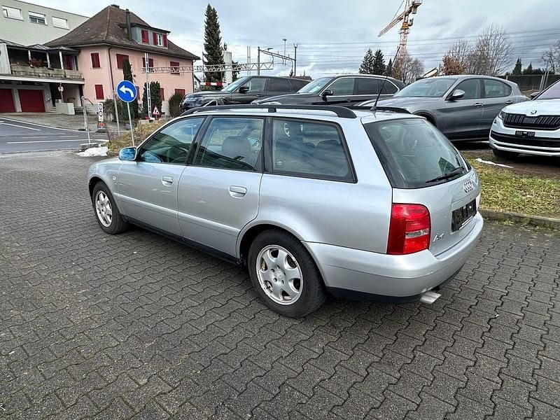 Gebraucht Audi A4 Ambiente 150 PS (110 kW) 2001 Kombi