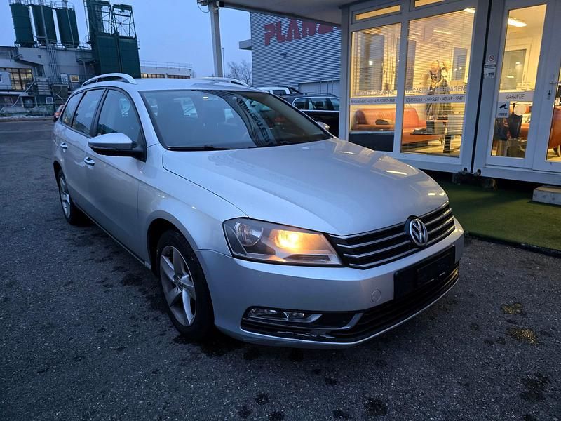 Gebraucht VW Passat Trendline 140 PS (102 kW) 2011 Kombi