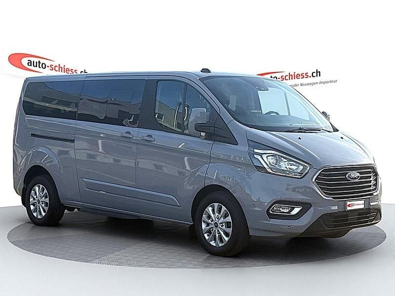 Gebraucht Ford Tourneo Titanium 170 PS (125 kW) 2023 Van / Kleinbus
