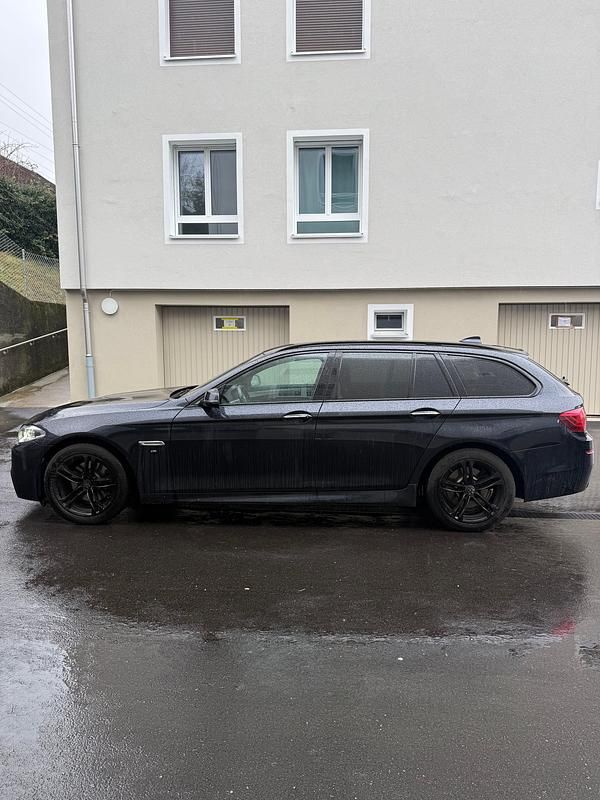 Gebraucht BMW 520 Luxury Line 190 PS (139 kW) 2015 Kombi