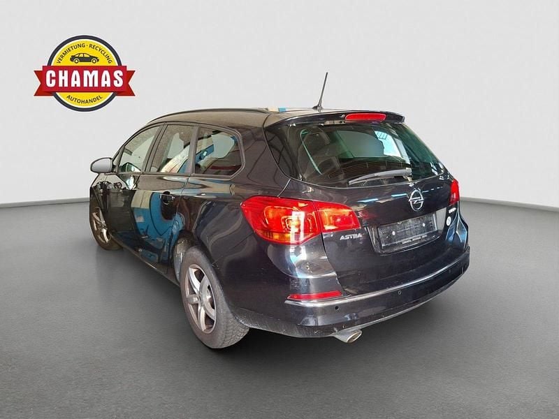 Gebraucht Opel Astra 140 PS (102 kW) 2013 Kombi