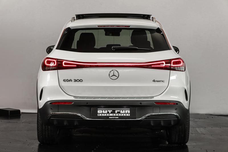 Gebraucht Mercedes EQA300 AMG line 168 kW (229 PS) 2022 SUV