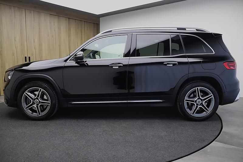 Gebraucht Mercedes GLB220 AMG Line Premium 190 PS (139 kW) 2024 SUV