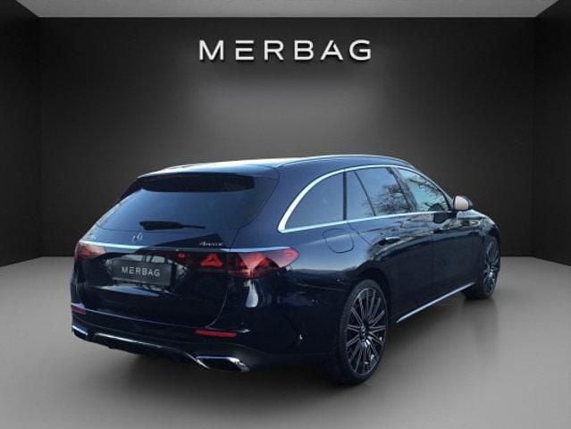 Neu Mercedes E220 197 PS (144 kW) 2026 Blau Kombi